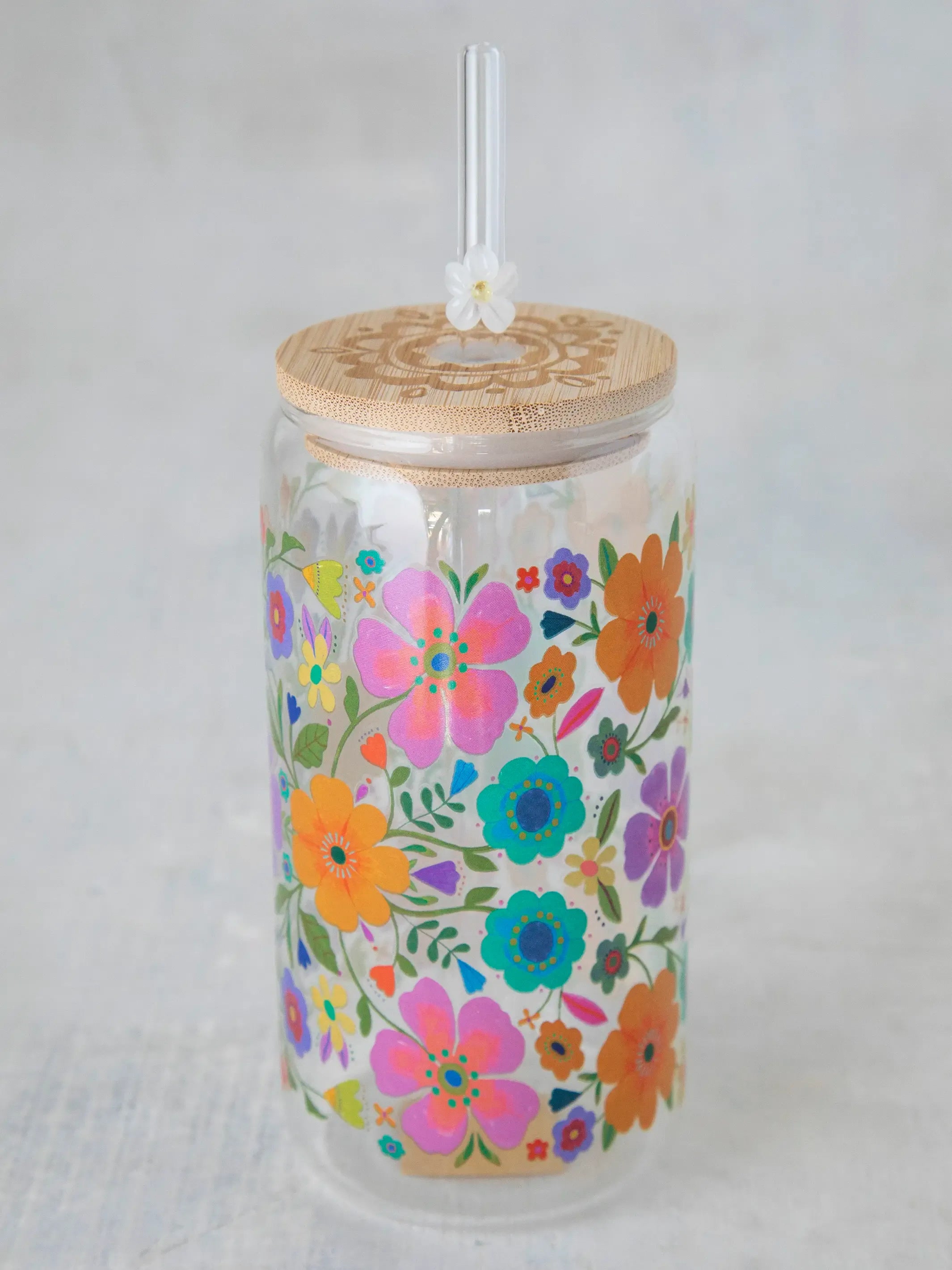 Glass tumbler with straw